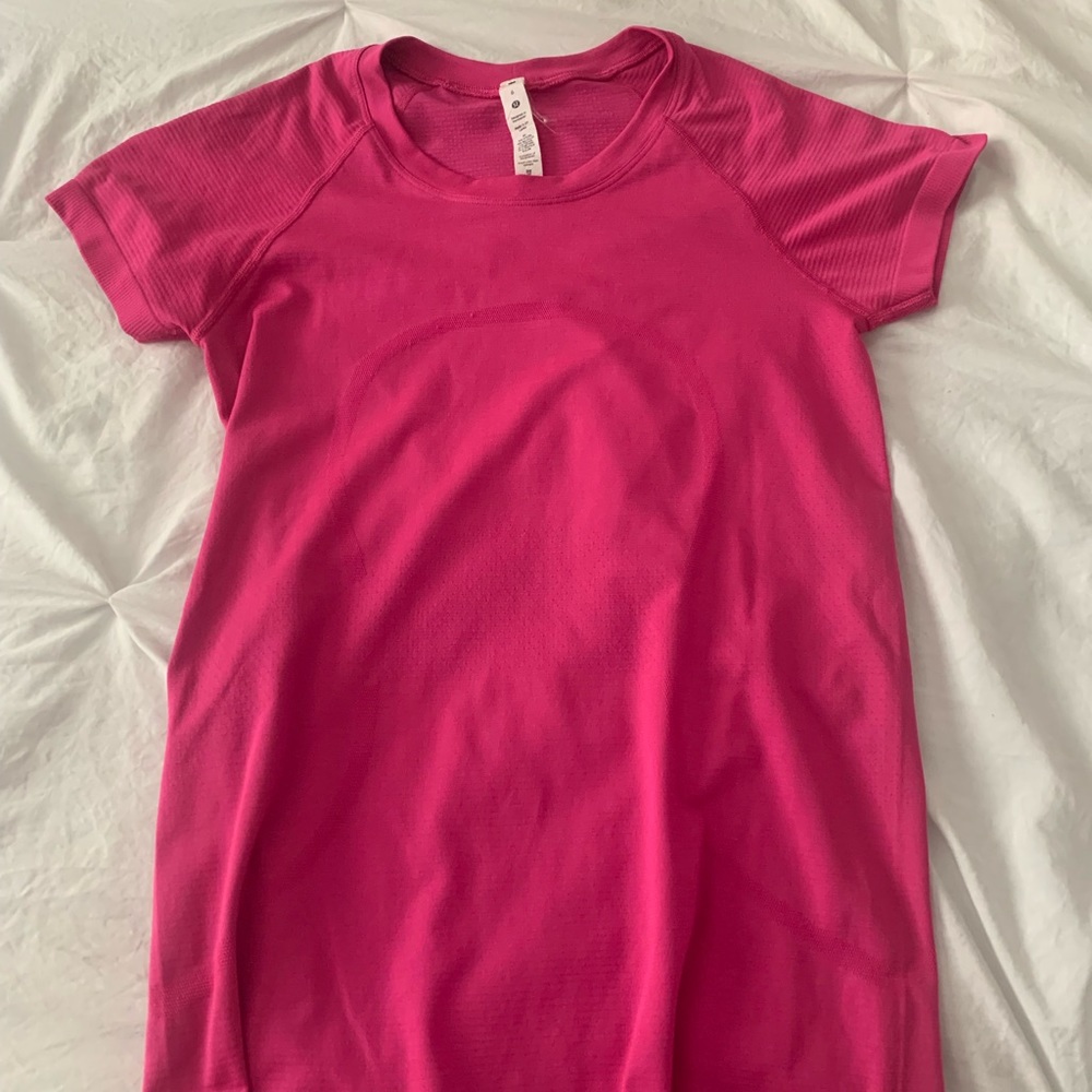 rare sonic pink swiftly tech